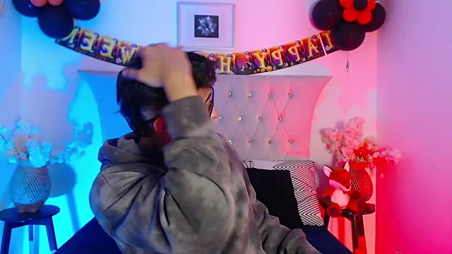 SalvadorFit online show from 10/19/25, 08:44