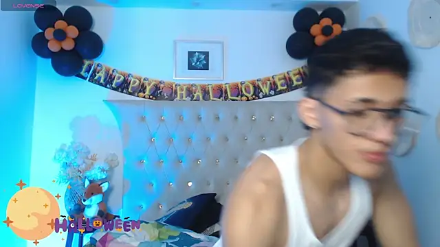 SalvadorFit online show from 10/27/25, 08:43