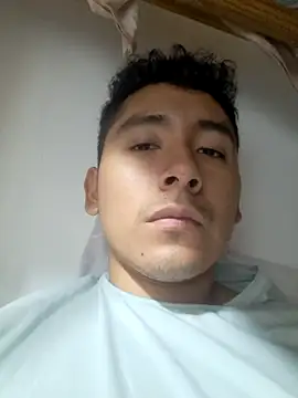 Snapshot of latinbigcock1_ chatting on 09/17/25, 03:47 latinbigcock1  online show from 09/17/25, 03:47
