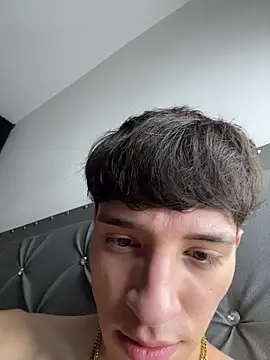 Snapshot of arthurdavies chatting on 11/09/25, 03:32 arthurdavies online show from 11/09/25, 03:32