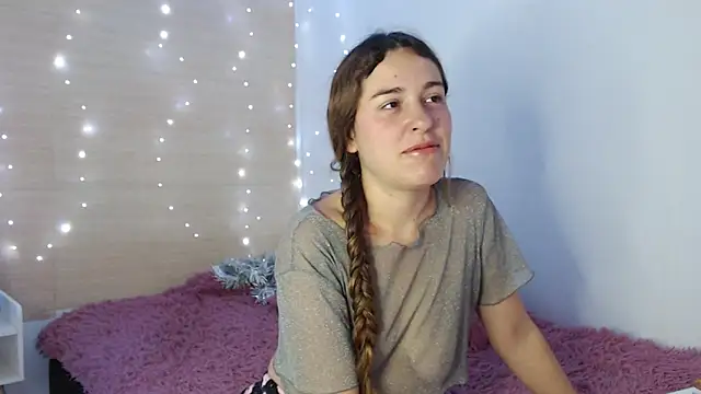 kat desiree online show from 12/22/25, 01:11