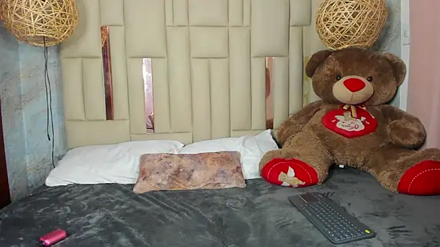 Dixiebelle online show from 02/13/26, 02:33