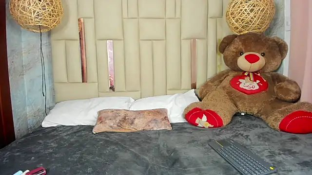 Dixiebelle online show from 02/14/26, 01:39