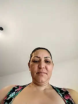 Lunita86 online show from 11/29/25, 01:33