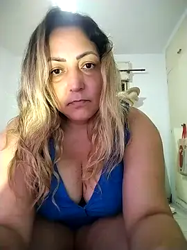 Lunita86 online show from 10/05/25, 07:59