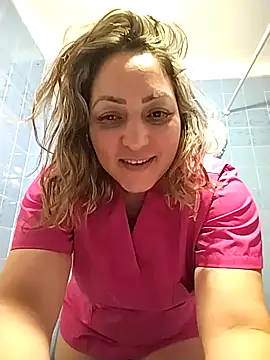 Lunita86 online show from 11/19/25, 02:55