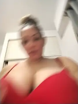 Snapshot of Lunita86 chatting on 07/05/26, 03:22 Lunita86 online show from 07/05/26, 03:22
