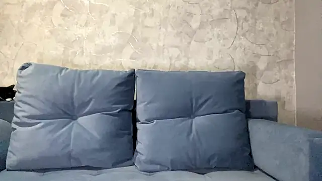 SetsukoBuddemeyer online show from 11/09/25, 01:59