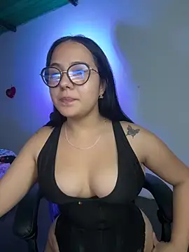 sacha torres02 online show from 04/01/26, 02:24
