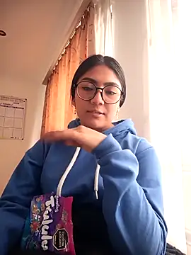 Violettabloom  online show from 10/08/25, 07:14