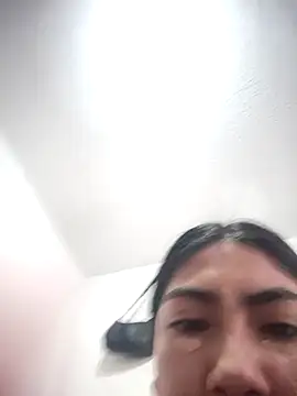 Violettabloom  online show from 10/04/25, 11:23