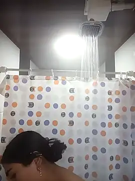 Violettabloom  online show from 10/11/25, 11:11