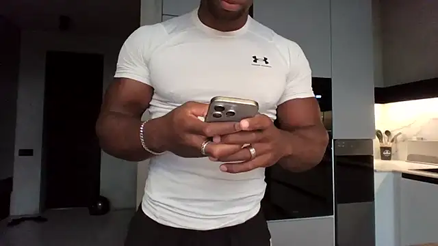 cruelworldxxx online show from 02/12/26, 11:15