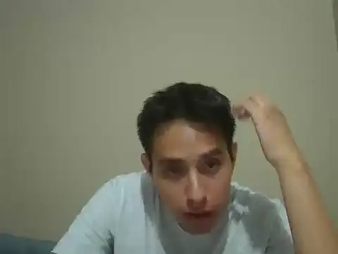Snapshot of supguyLat chatting on 04/23/26, 04:52 supguyLat online show from 04/23/26, 04:52