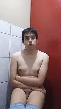 Snapshot of supguyLat chatting on 06/01/26, 11:43 supguyLat online show from 06/01/26, 11:43