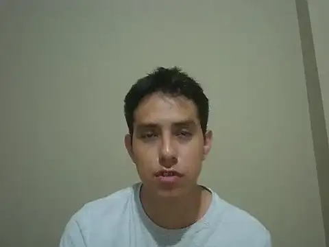 Snapshot of supguyLat chatting on 04/22/26, 05:47 supguyLat online show from 04/22/26, 05:47