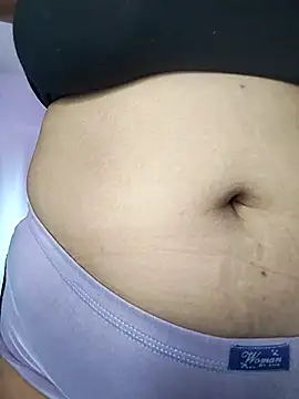 LucyDiamonds1 online show from 10/05/25, 10:00