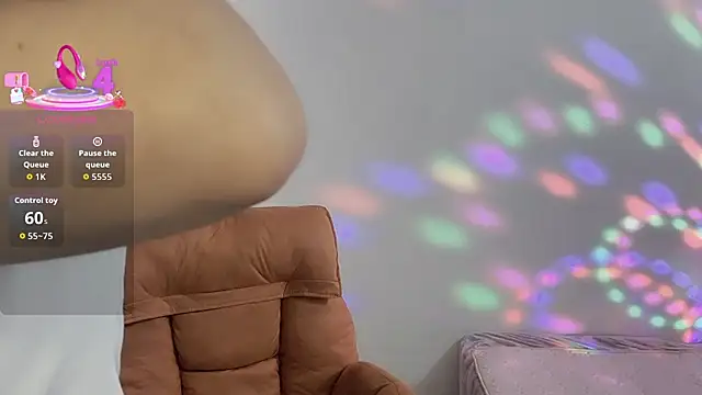 Xiaoxiao-258 online show from 10/31/25, 01:13