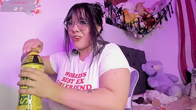 Lilithh Kuro online show from 03/20/26, 12:00