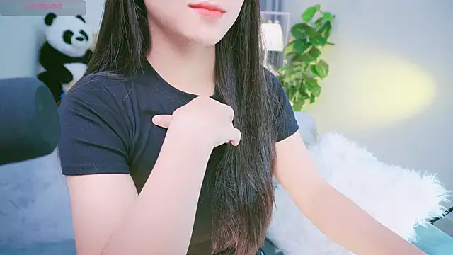 Cherry-26 online show from 10/26/25, 02:28