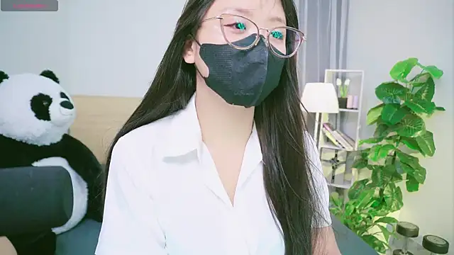 Cherry-26 online show from 10/31/25, 09:17