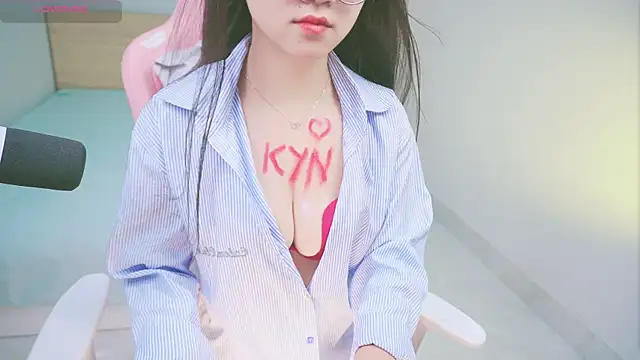 Cherry-26 online show from 12/14/25, 08:09