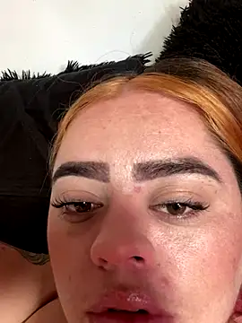 isabella arias2 online show from 10/03/25, 04:41