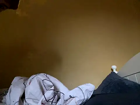 Randy9222 online show from 10/16/25, 03:42