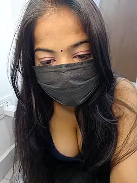 Rihana 01 online show from 12/17/25, 07:13