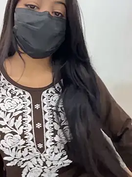 Rihana 01 online show from 11/18/25, 07:22