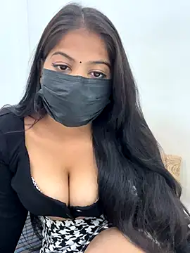 Rihana 01 online show from 11/17/25, 10:52