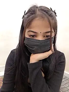 Rihana 01 online show from 11/08/25, 06:28