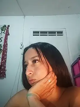 Snapshot of Vale_stone_ chatting on 05/08/26, 04:16 Vale stone online show from 05/08/26, 04:16