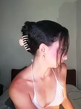 Vale stone  online show from 11/02/25, 03:28