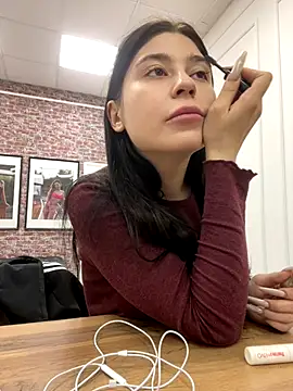 Snapshot of Valerie_Ohara chatting on 09/29/25, 11:27 Valerie Ohara online show from 09/29/25, 11:27