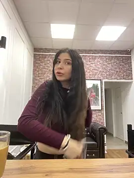 Snapshot of Valerie_Ohara chatting on 10/05/25, 04:03 Valerie Ohara online show from 10/05/25, 04:03