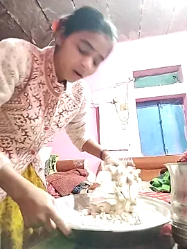 R Roshni online show from 12/15/25, 10:48