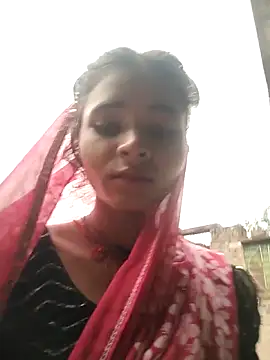 Snapshot of R_Roshni chatting on 09/27/25, 12:50 R Roshni online show from 09/27/25, 12:50