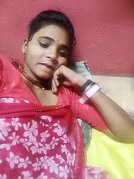 Snapshot of R_Roshni chatting on 09/21/25, 04:34 R Roshni online show from 09/21/25, 04:34