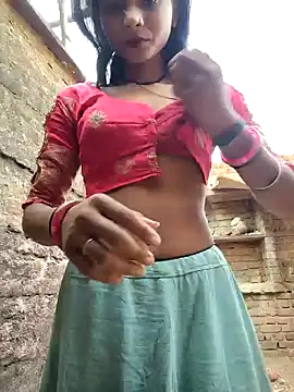 Snapshot of R_Roshni chatting on 04/27/26, 01:58 R Roshni online show from 04/27/26, 01:58