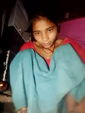 Snapshot of R_Roshni chatting on 12/01/25, 12:44 R Roshni online show from 12/01/25, 12:44