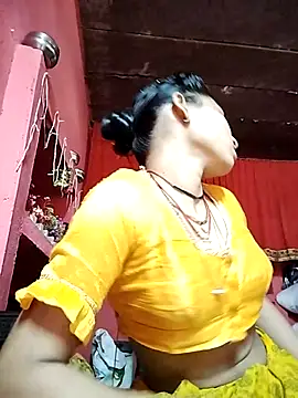 Snapshot of R_Roshni chatting on 10/02/25, 05:11 R Roshni online show from 10/02/25, 05:11