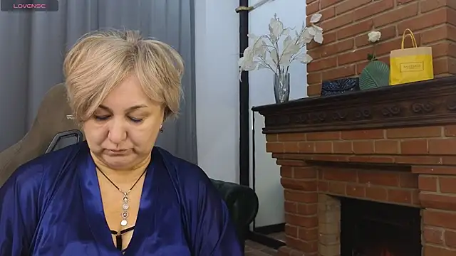 Marta Wils online show from 10/08/25, 02:35