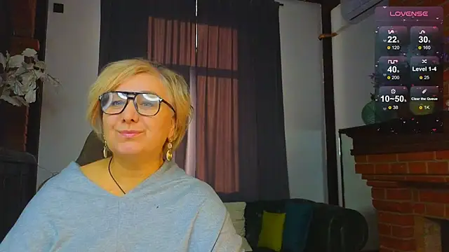 Marta Wils online show from 10/29/25, 03:27