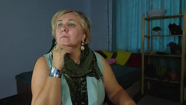 Marta Wils online show from 09/25/25, 08:53