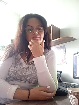 Snapshot of ValeriaLove43211 chatting on 09/25/25, 11:16 ValeriaLove43211 online show from 09/25/25, 11:16