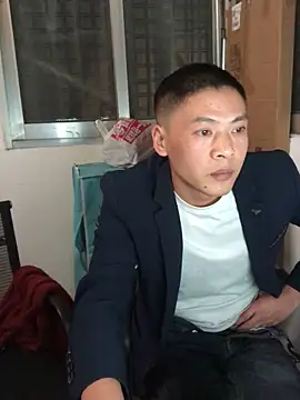 pualldu online show from 11/30/25, 01:45