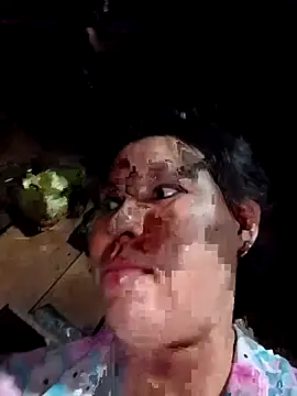 Snapshot of callistra chatting on 10/22/25, 12:26 callistra online show from 10/22/25, 12:26