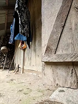 Snapshot of callistra chatting on 12/15/25, 12:38 callistra online show from 12/15/25, 12:38