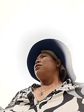 callistra online show from 04/01/26, 04:36